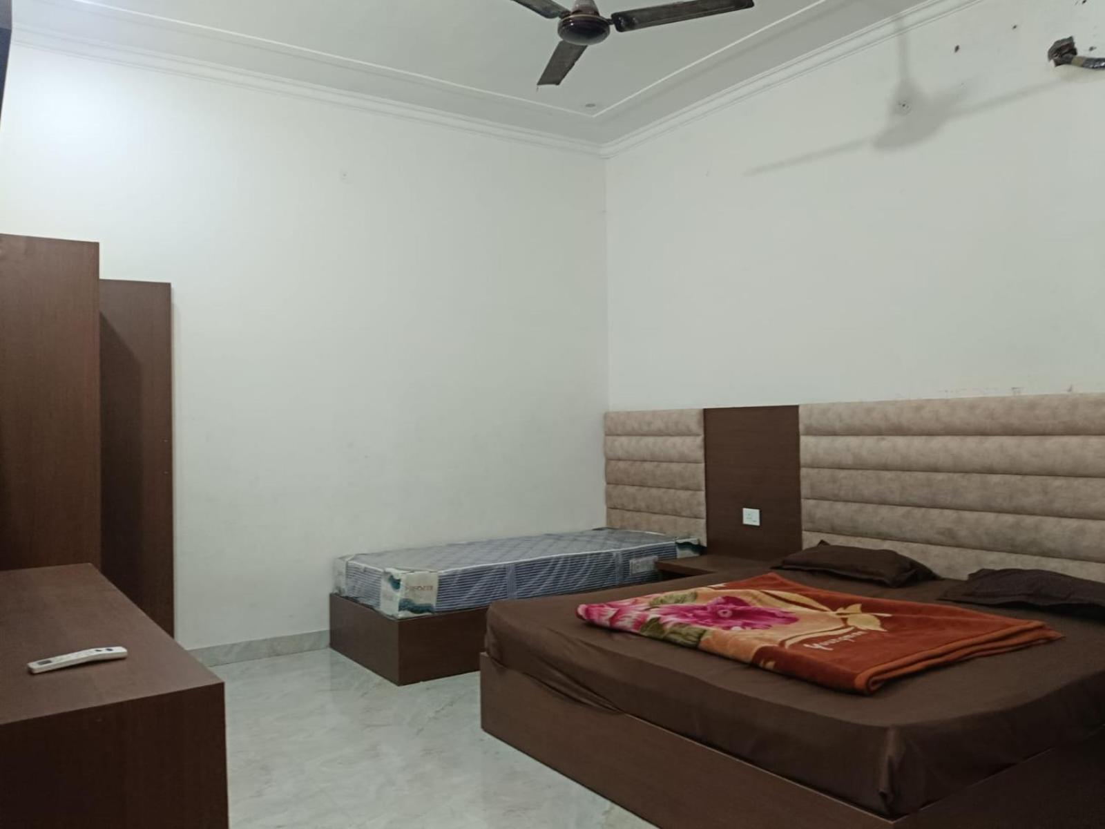 Sewa Sadan Homestay Rishīkesh Buitenkant foto